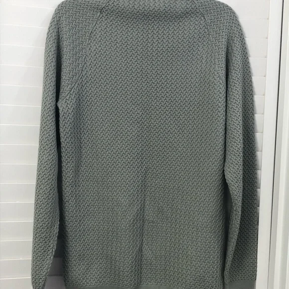 043 - ASOS Gray Crewneck Sweater with Textured Knit - Muscle fit - Picture 10 of 14